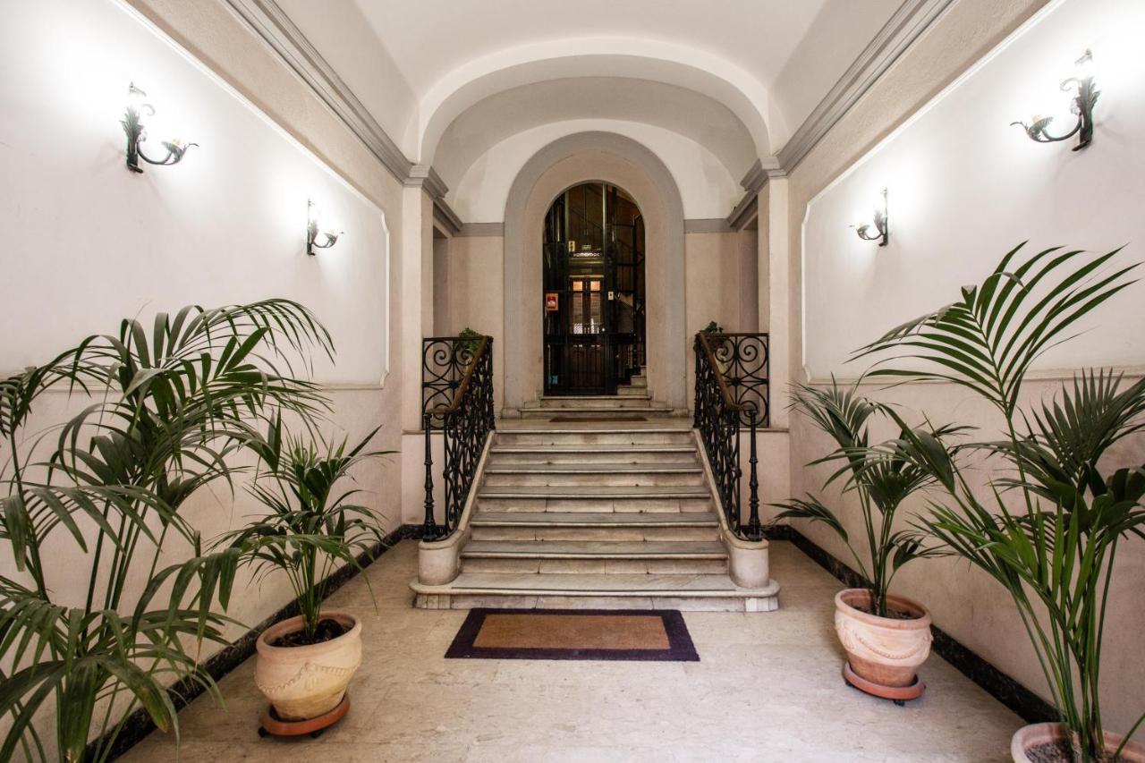 Diocleziano Triple Apartment Rome Bagian luar foto