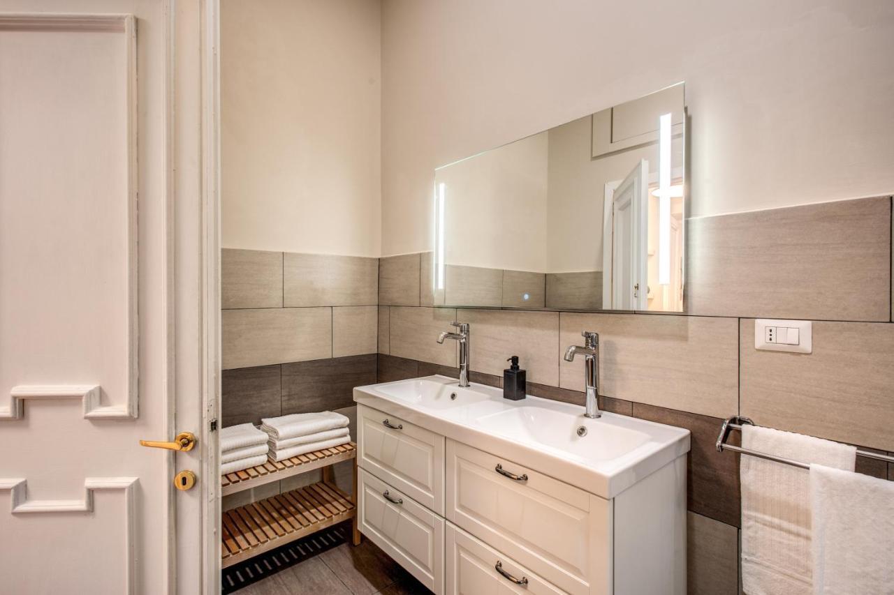 Diocleziano Triple Apartment Rome Bagian luar foto
